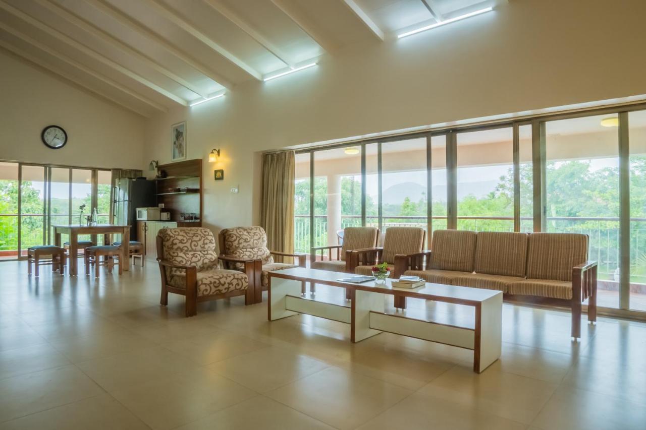Grape County Eco Resort & Spa, Насик Экстерьер фото