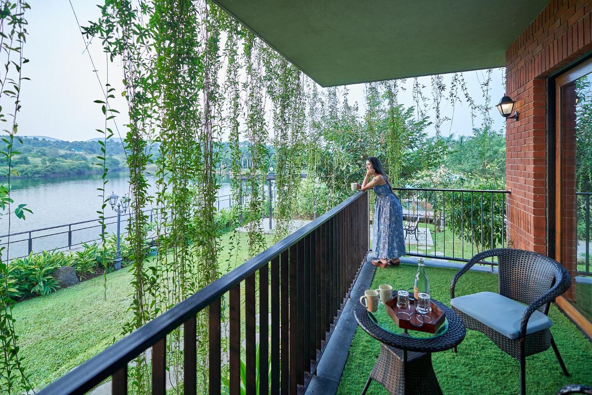Grape County Eco Resort & Spa, Насик Экстерьер фото
