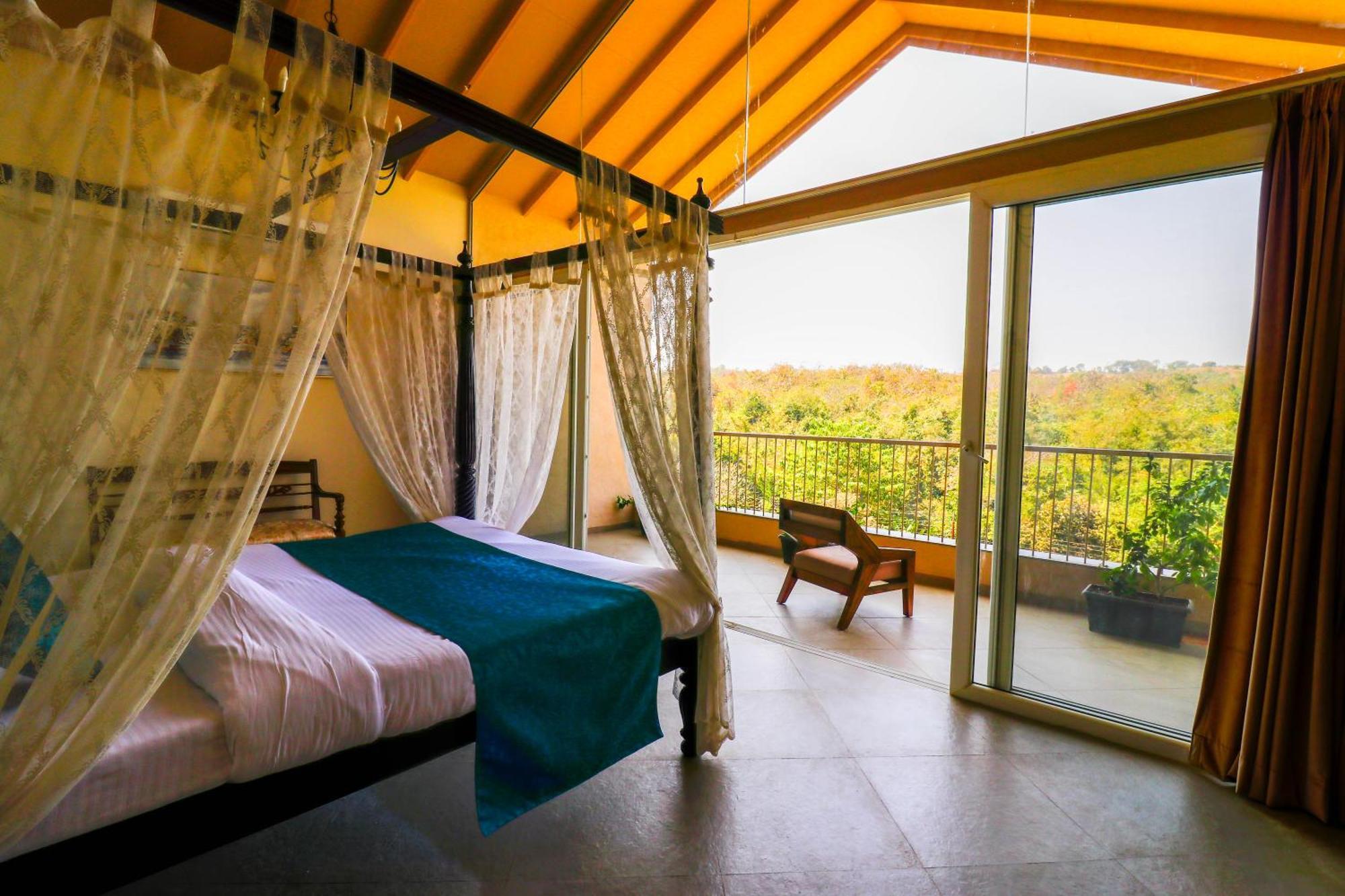Grape County Eco Resort & Spa, Насик Экстерьер фото