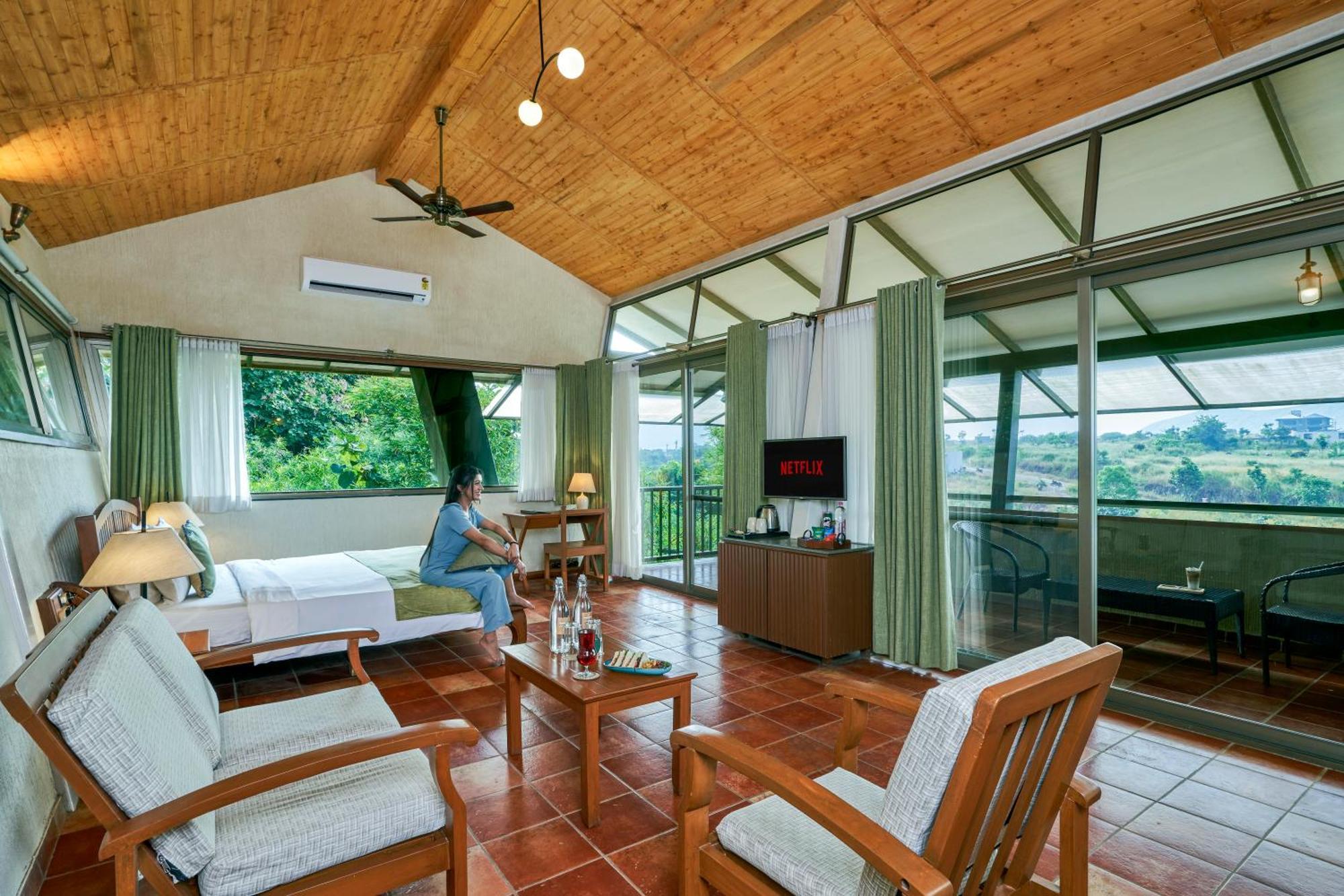 Grape County Eco Resort & Spa, Насик Экстерьер фото